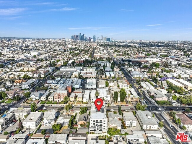 Foto del edificio - 1537 S Wilton Pl