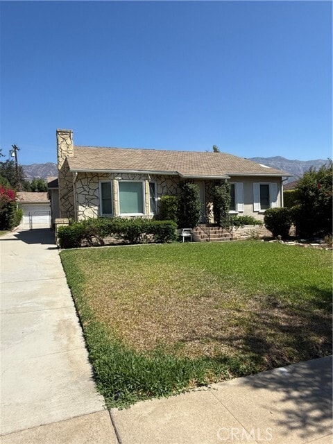 Building Photo - 2325 Las Lunas St