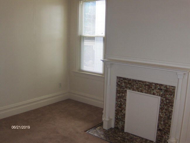 Building Photo - 431 Dawson Ave
