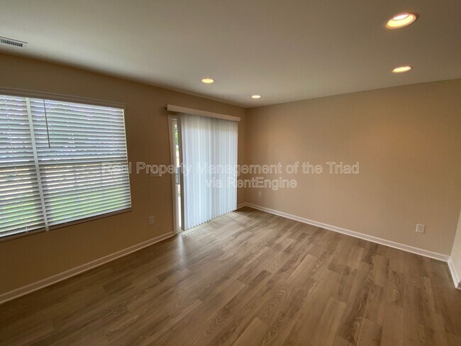 Foto del edificio - 3907 Copperfield Ct
