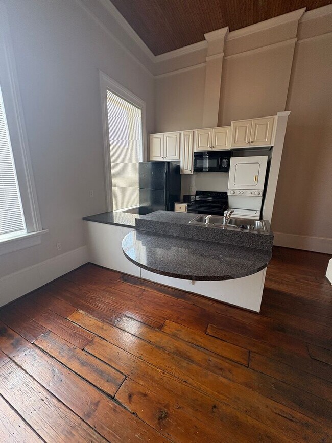 Foto del edificio - 460 Poplar St