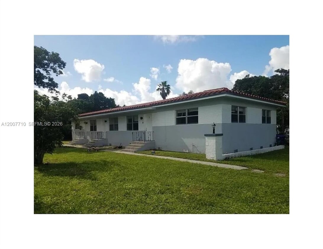 Building Photo - 1230 NE 110th Terrace