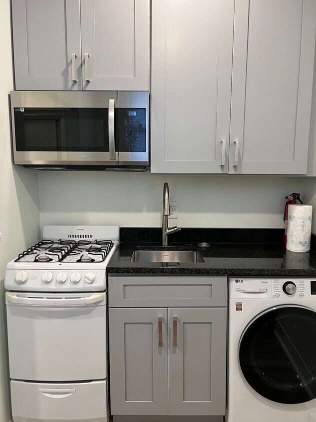 kitchen - 135 S 10th St