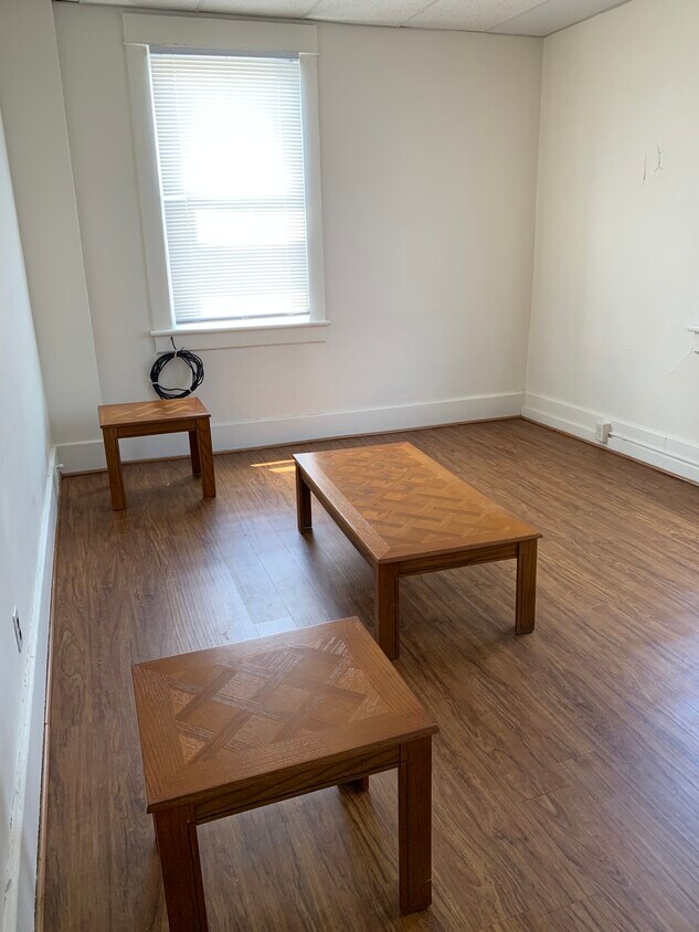 Building Photo - 434 Spruce St