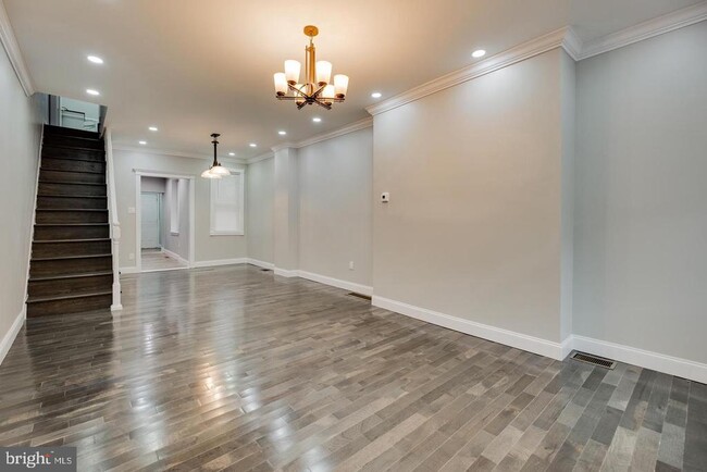 Foto del edificio - 1210 N Howard St