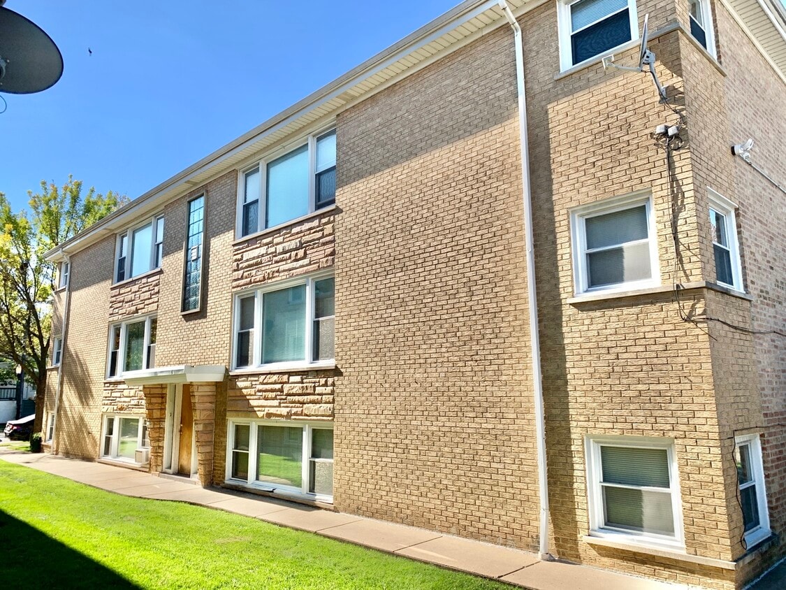 6144 W Montrose Ave Unit BN, Chicago, IL 60634 Condo for Rent in