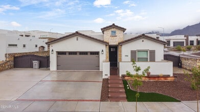 Building Photo - 1752 Muleshoe Dr