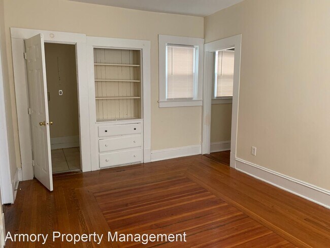 Building Photo - 131 Florida St