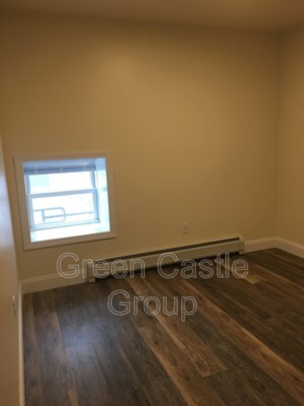 Foto del edificio - 323-325 College Street, Unit 11