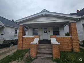 Building Photo - 237 E Streicher St