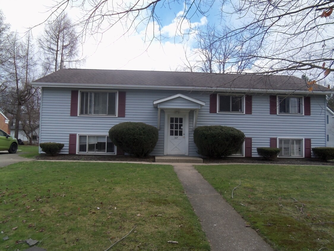 105 Terrace Dr, Edinboro, PA 16412 Apartments in Edinboro, PA