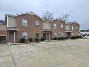 Building Photo - 5D BLACKJACK WAY, CLARKSVILLE, TN 37040