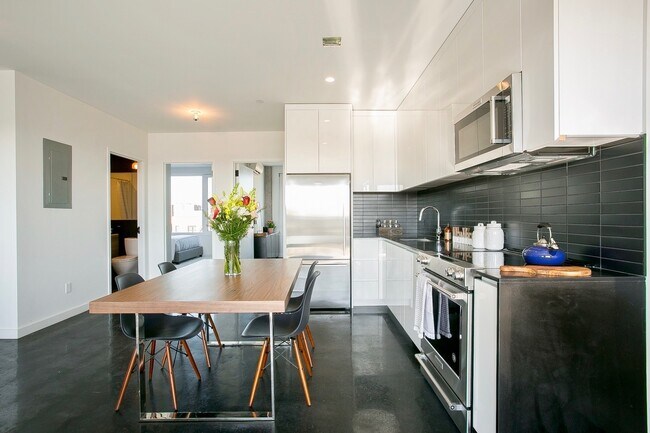 Foto del edificio - 271 Lenox Rd