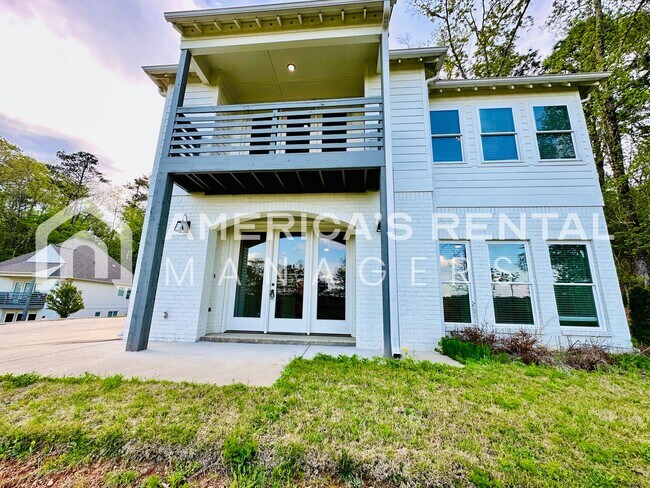 Foto del edificio - DEPOSIT PENDNG! Home for Rent in Vestavia Hills!!! Available to View with a 48-hour notice!