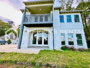 Building Photo - 3690 Kirkstone Wy