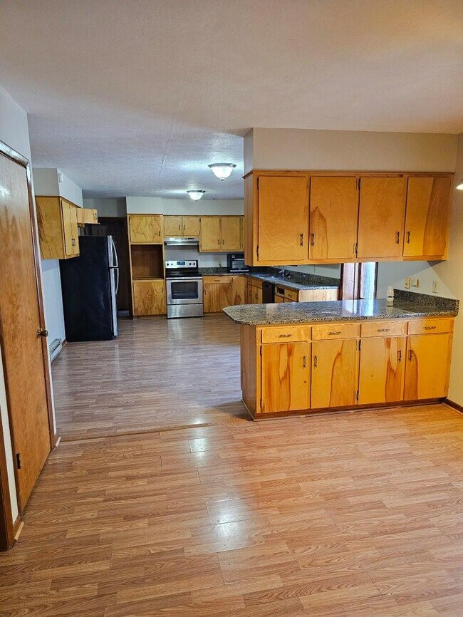 área de comedor - 29-301 Liberty St