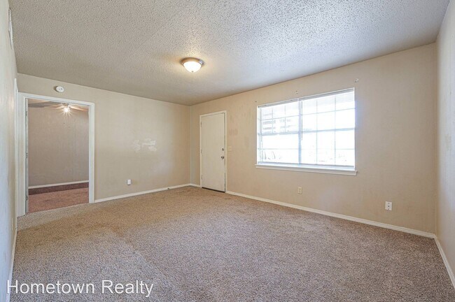 Building Photo - 3 br, 1 bath House - 1229 McDonald Drive