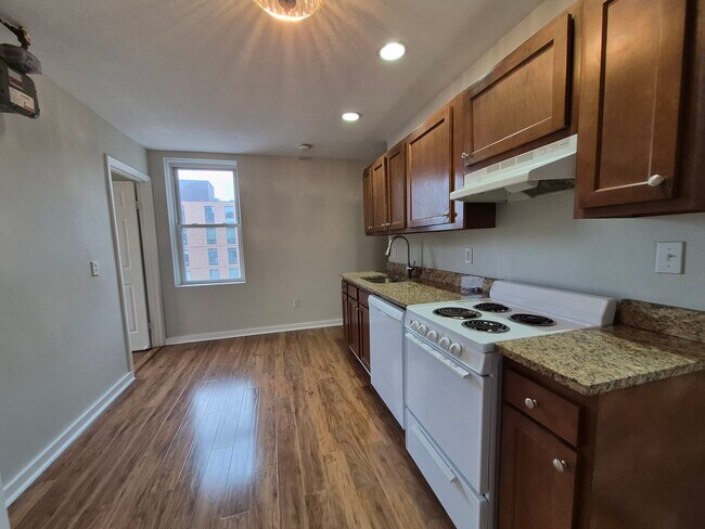 Foto del edificio - 214 Hanover St