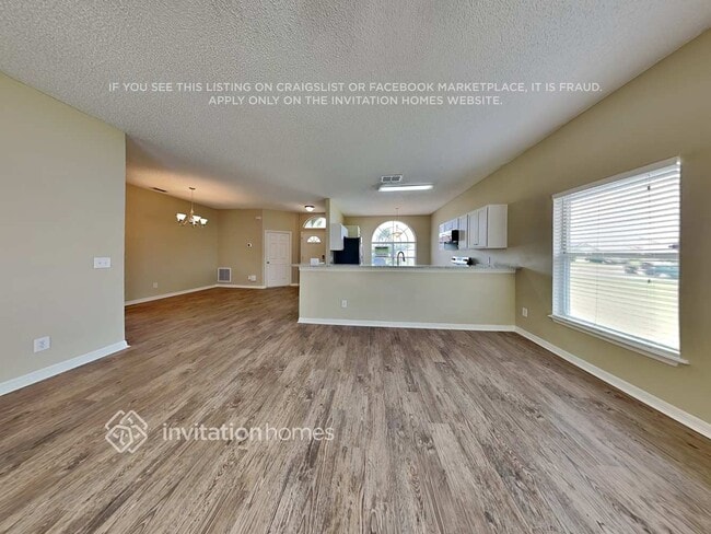Foto del edificio - 113 Woodbury Pines Cir