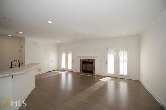 Foto del edificio - 535 Seal Pl NE