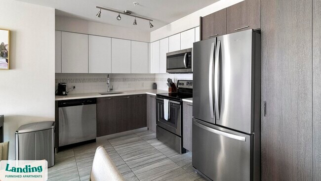 Foto del edificio - 698 NE 1st Ave