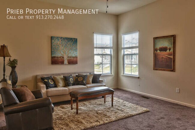 Building Photo - Prairie Haven Duplex - Available January 19th