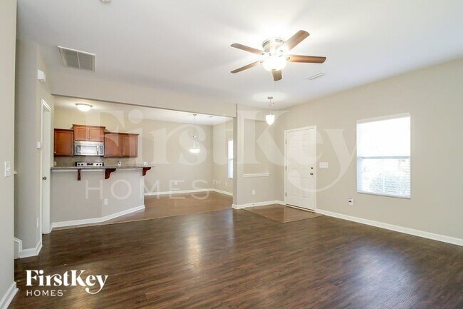 Foto del edificio - 2456 Autumn Mist Dr