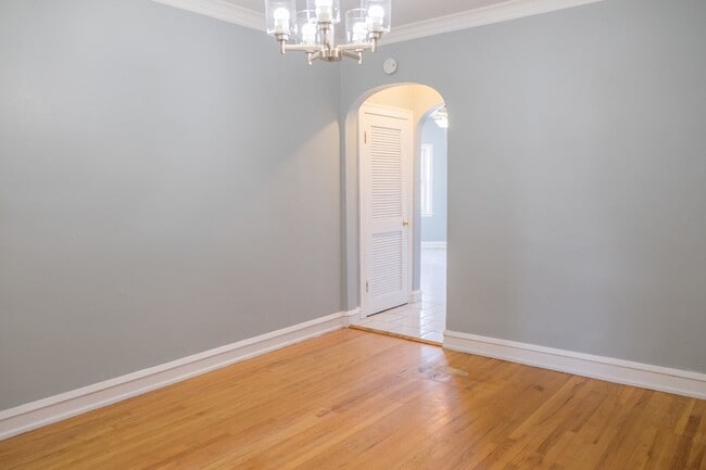 Building Photo - 5445 W 64th St