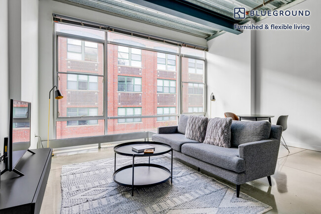 Building Photo - 23 Sidney St