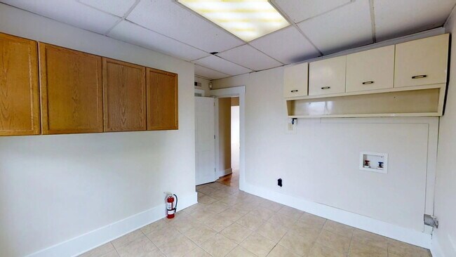 Foto del edificio - 79 E 7th Ave