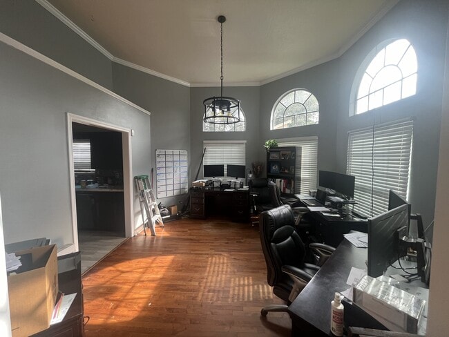 Foto del edificio - 12007 Carriage Ridge Ct