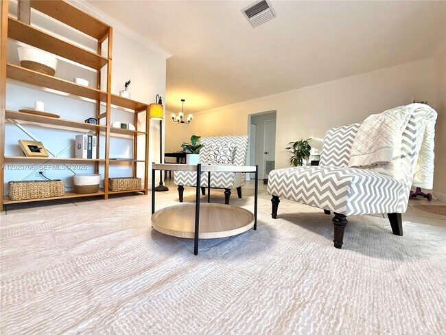 Foto del edificio - 232 SE 6th St