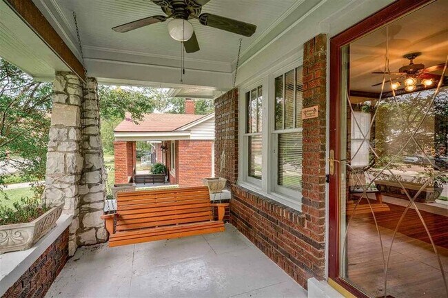 Foto del edificio - Adorable homw for rent.