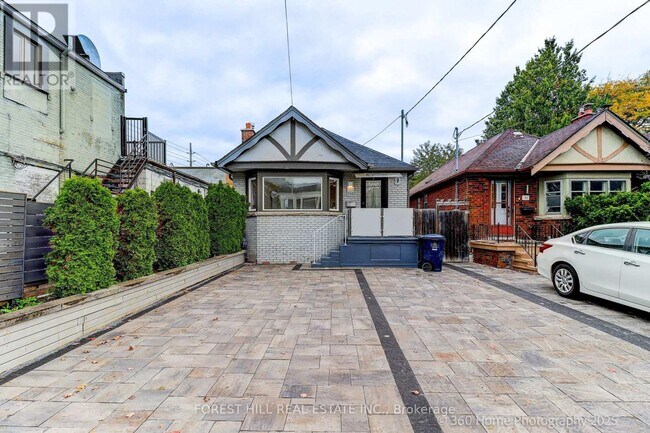 Photo du bâtiment - 194 Roe Ave