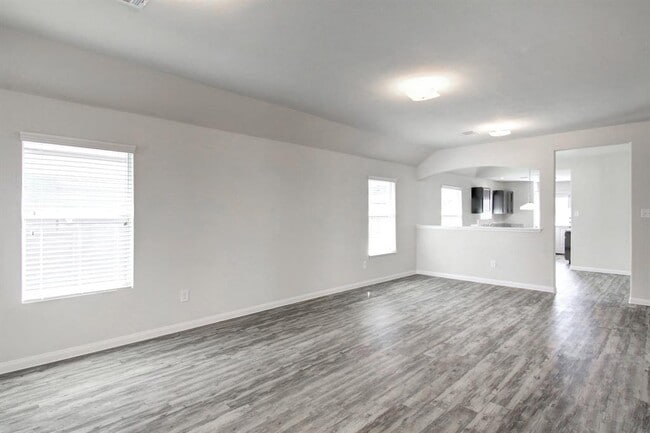 Building Photo - 5703 Plantation Forest Dr