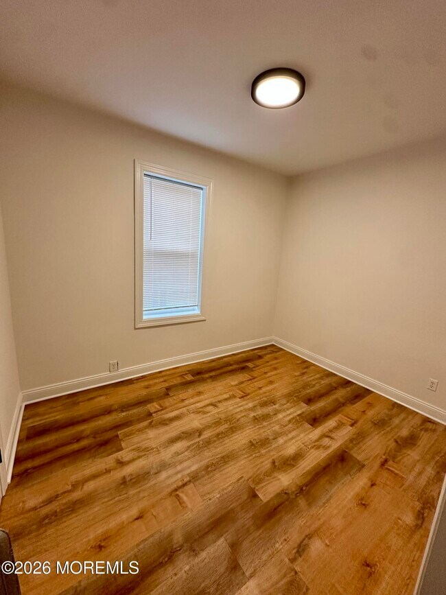 Foto del edificio - 128 King St