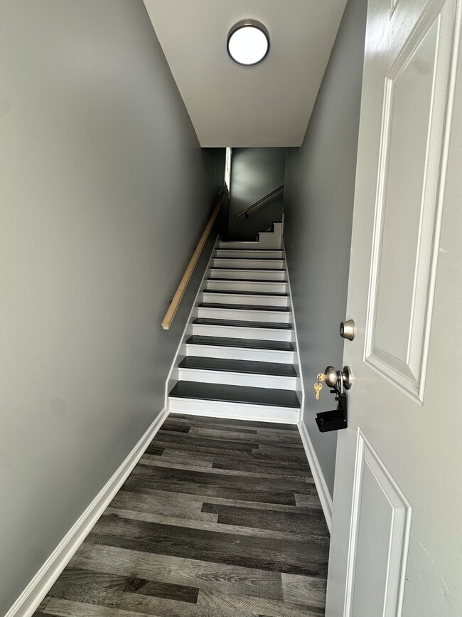 Foto del edificio - 208 E 17th St