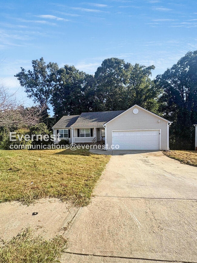 Building Photo - 926 Creekside Way
