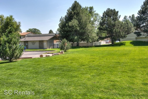 Building Photo - 1030 Davidson Dr
