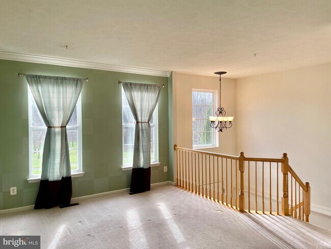 Building Photo - 103 Bald Eagle Way