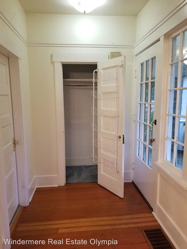 Foto del edificio - 6 br, 2.5 bath House - 3116 Lorne St SE