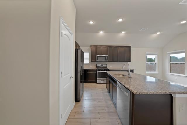 Building Photo - 3844 Hawsbrook Ln
