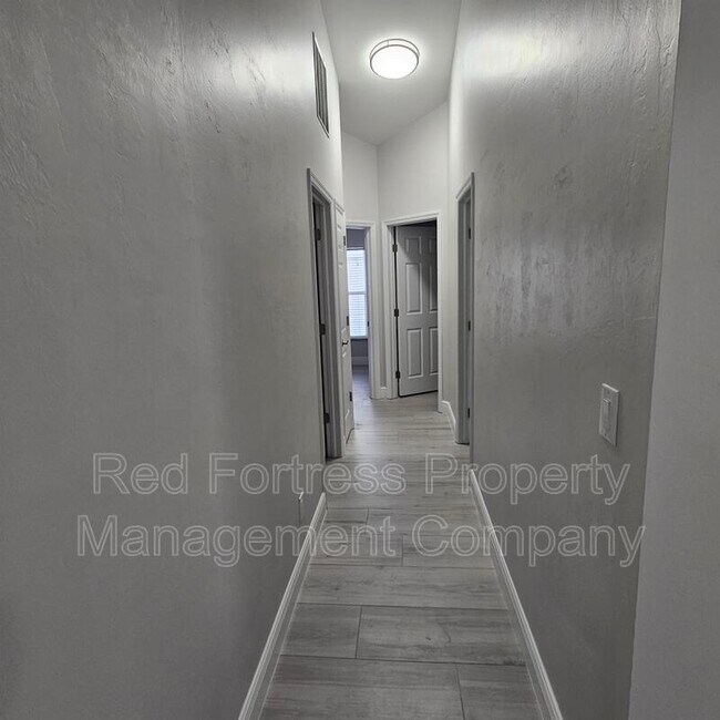 Foto del edificio - 15570 Beach Pebble Way