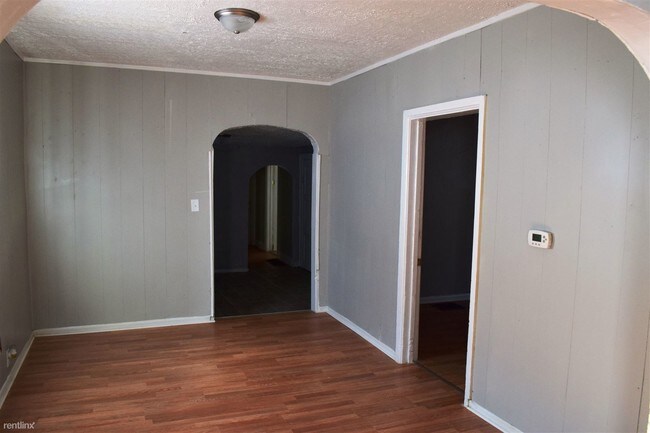 Foto del edificio - 3 br, 1 bath House - 1901 Wilcox St