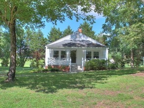 Building Photo - 7820 NC-87