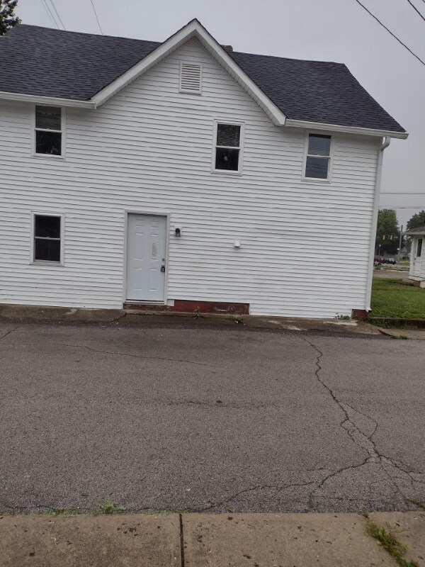 Foto principal - 1045 Walnut St