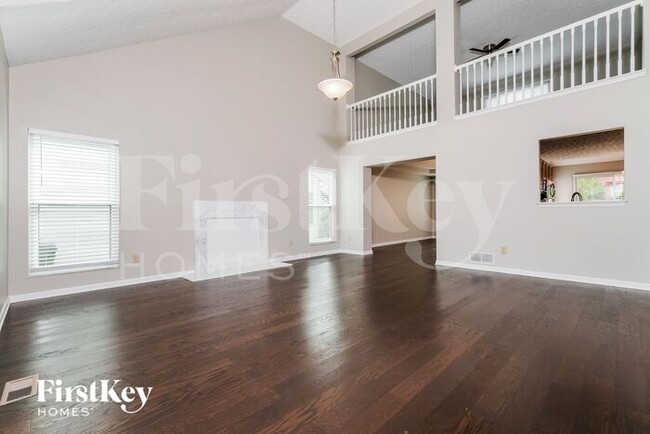 Foto del edificio - 5717 Pleasant Hill Dr