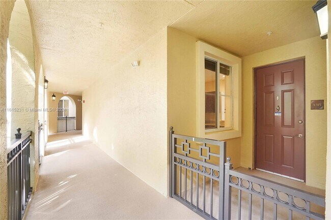 Building Photo - 2900 NW 125th Ave