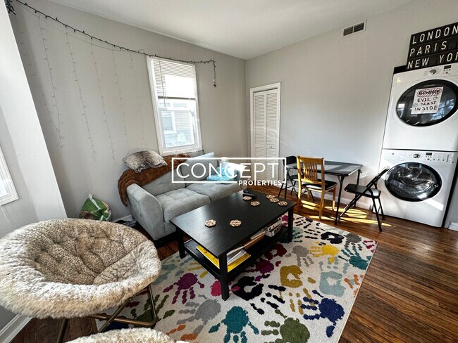 Foto del edificio - 777 Parker St