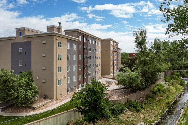 Southwest Corner and Park - Parkview Towers